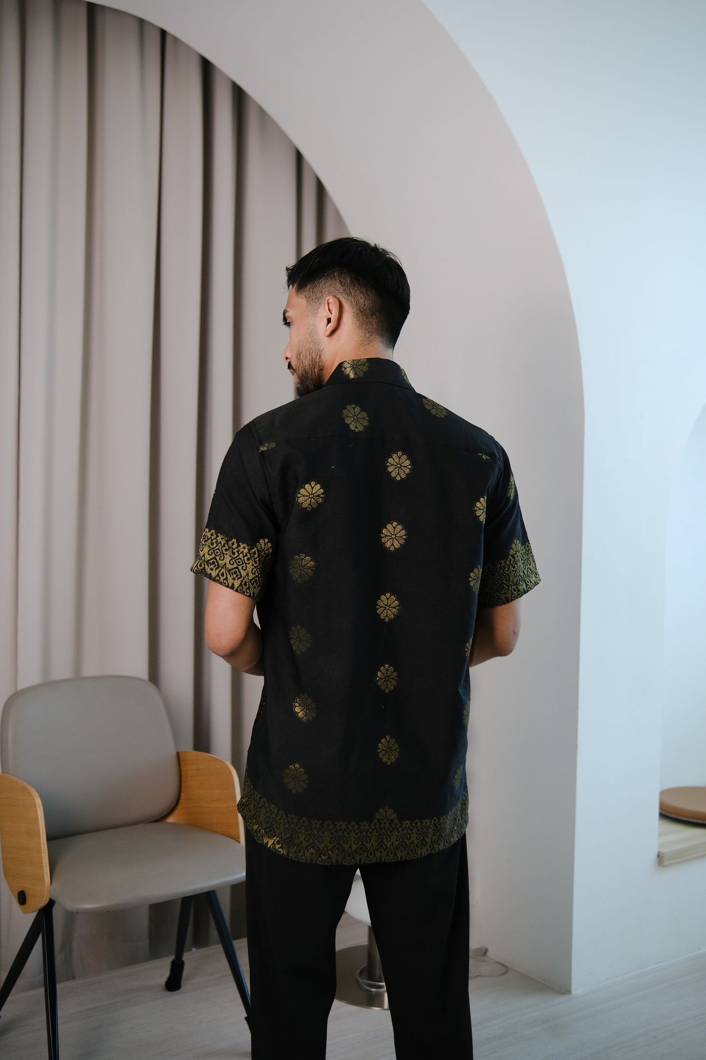 qamis songket shirt in black and gold - jia.basics