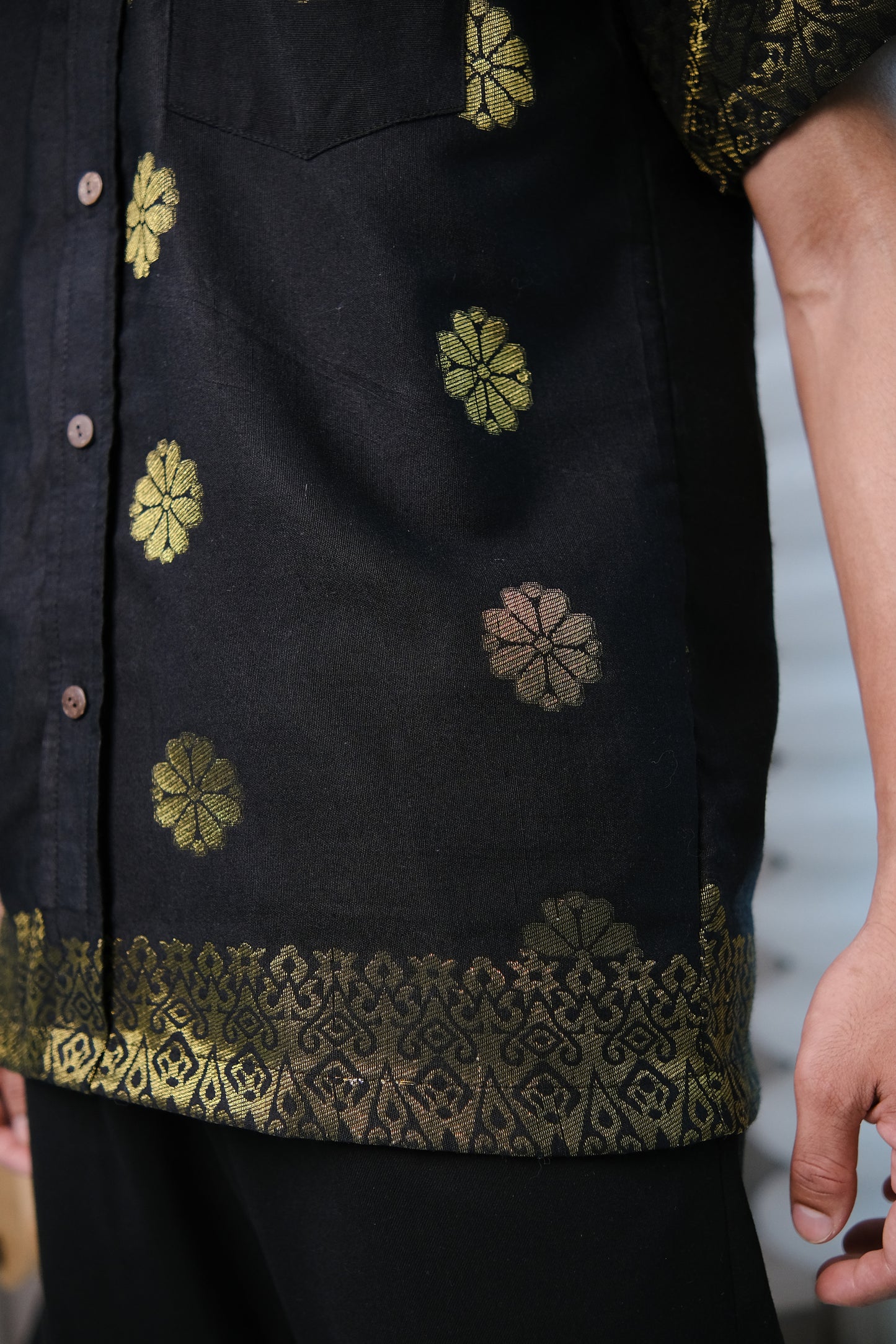 qamis songket shirt in black and gold - jia.basics
