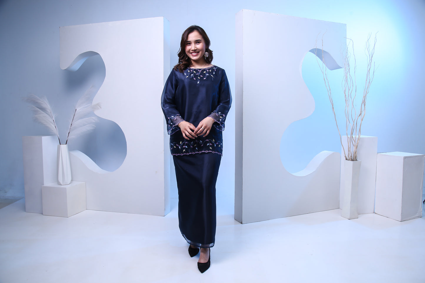 Aisyah Kurung in Midnight Blue